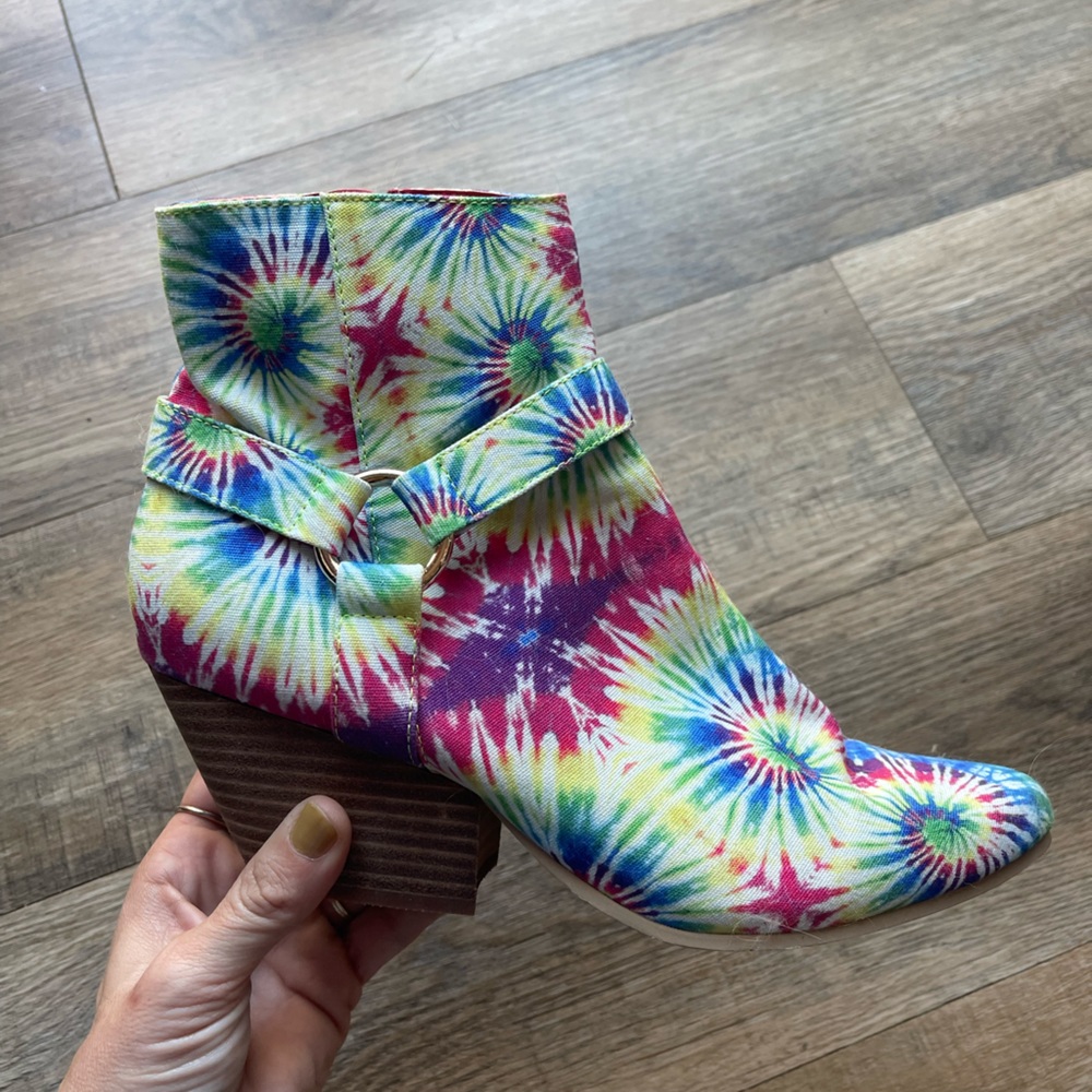 Tie Dye boots